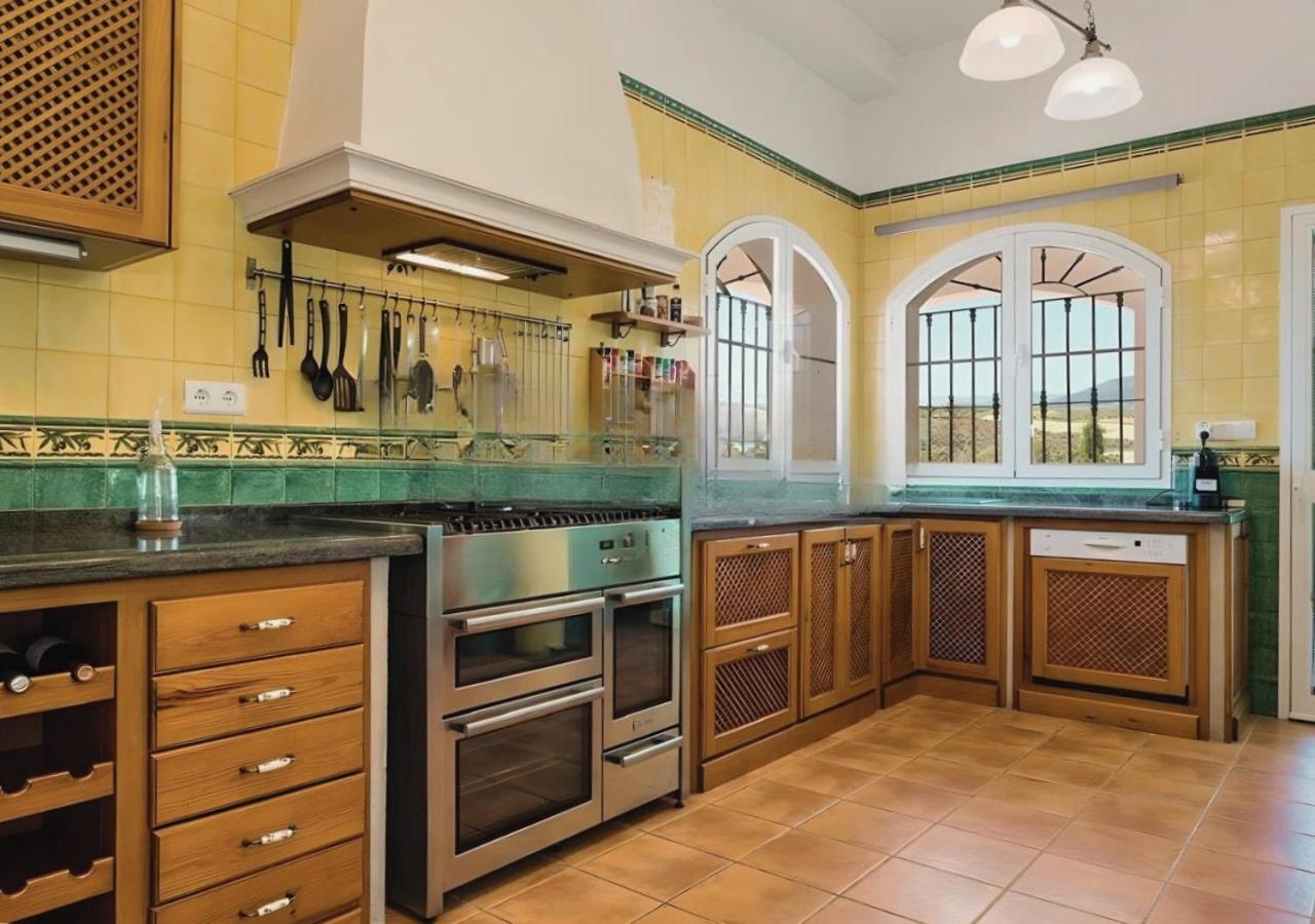 Spacious Villa With Exceptional Views In Malaga Casarabonela Exterior photo